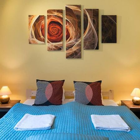 Big Cosy Retro Apt, Free Parking, 15Min Oldtown & Kazimierz - By Homelike Krakov Exteriér fotografie